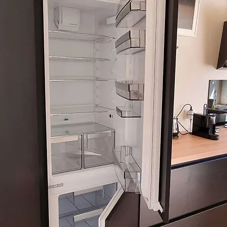 Charmant T2 Mezzanine Climatise Proche Plage Avec Parking Pour 4 Personnes - Fr-1-607-183 Apartmán Agde